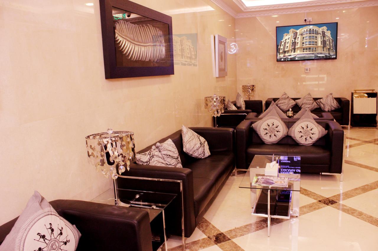 Montreal Naif Hotel Dubai Exterior photo